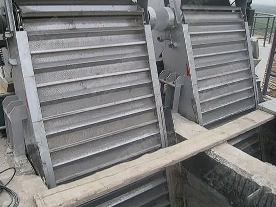 階梯式格柵除污機